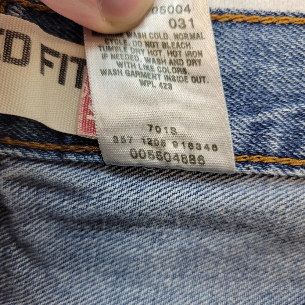 Levi's 550 Relaxed Tapered Jeans Mens 42x30‎ Blue Medium Wash Y2K Denim